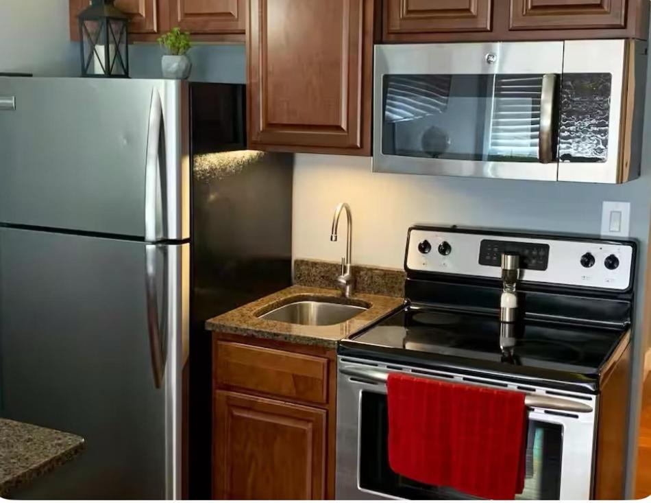 Close To Stadium And Free Parking Apartment Knoxville